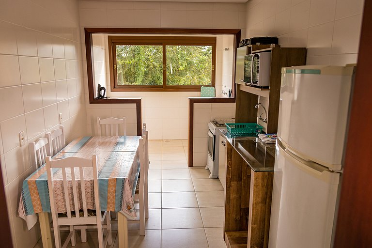 Apto 304 Aconchegante para Passeio ou Trabalho com Sacada