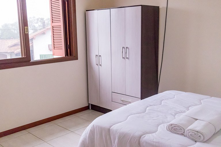 Apto 304 Aconchegante para Passeio ou Trabalho com Sacada