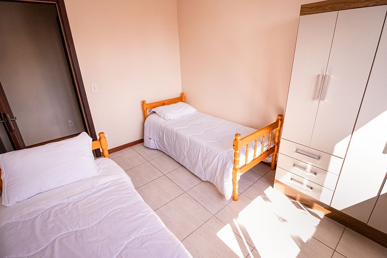 Apto 304 Aconchegante para Passeio ou Trabalho com Sacada