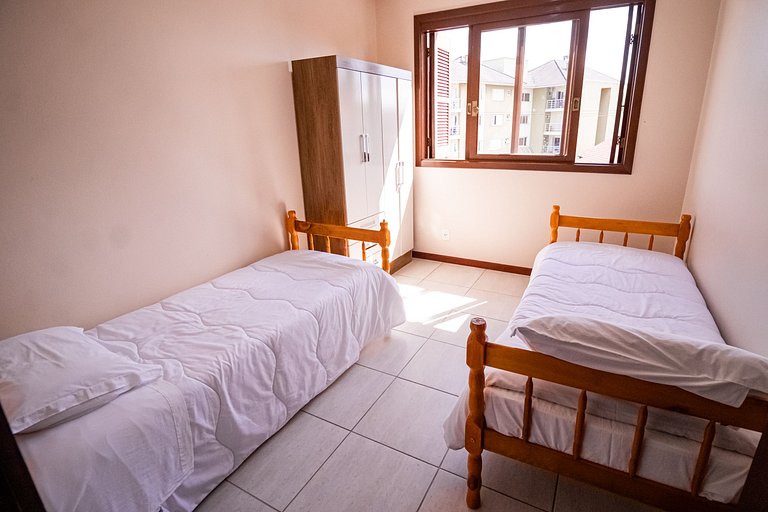 Apto 304 Aconchegante para Passeio ou Trabalho com Sacada